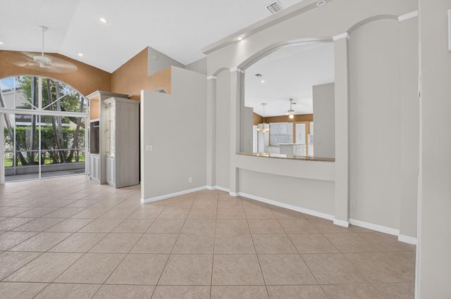 9729 Lemonwood Way, Boynton Beach, FL 33437