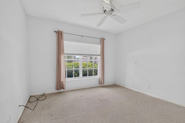 9729 Lemonwood Way, Boynton Beach, FL 33437