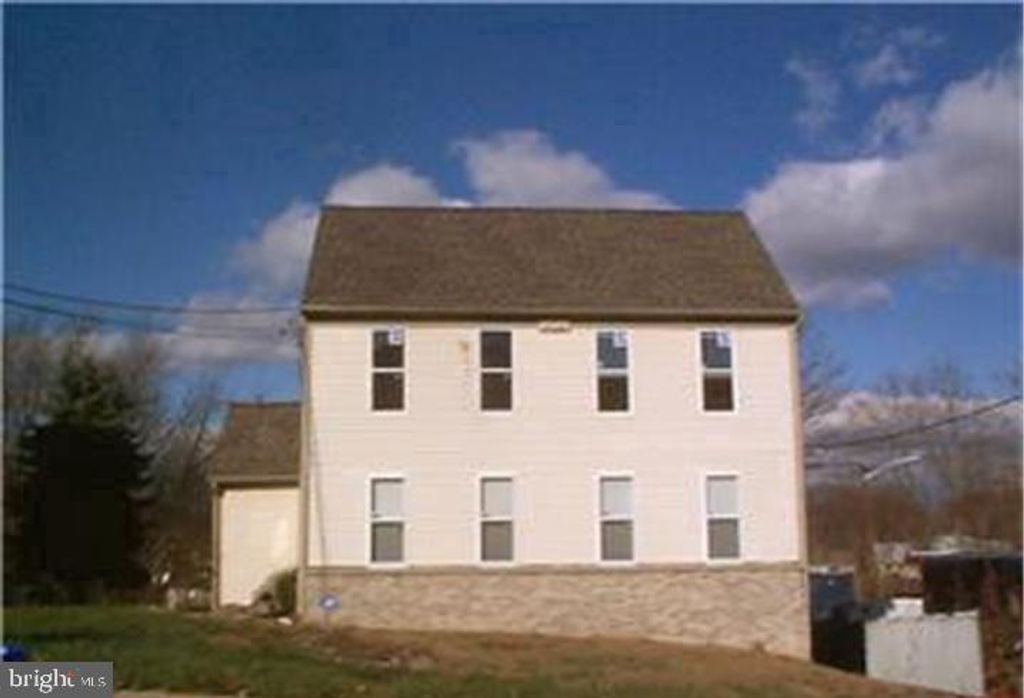 35 W LAKEVIEW AVE, Oaklyn, NJ 08107