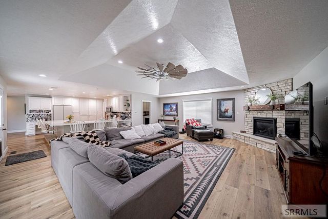 5608 Veil Drive, Idaho Falls, ID 83406