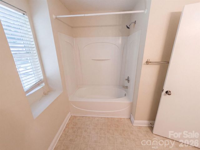 14021 Pinyon Pine Lane, Charlotte, NC 28215