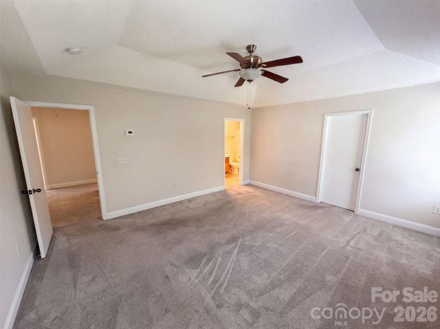 14021 Pinyon Pine Lane, Charlotte, NC 28215