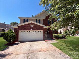 14021 Pinyon Pine Lane, Charlotte, NC 28215