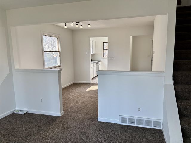 17312 Oak Street, Spring Lake, MI 49456