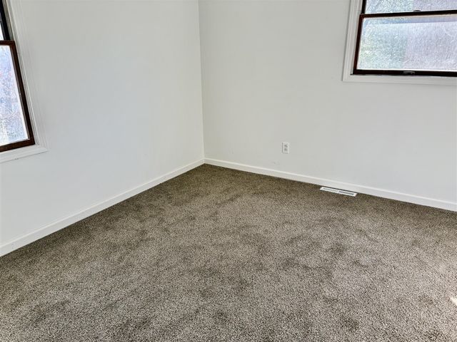 17312 Oak Street, Spring Lake, MI 49456