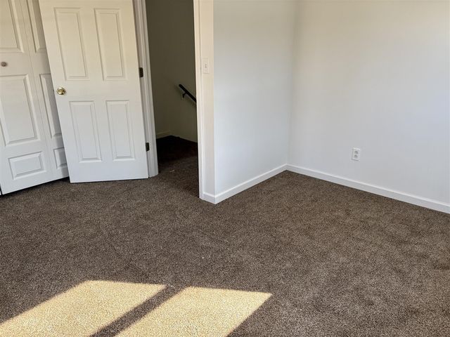 17312 Oak Street, Spring Lake, MI 49456