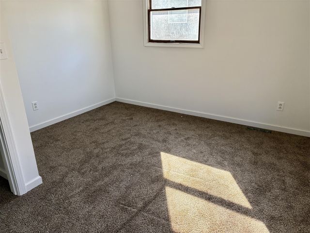 17312 Oak Street, Spring Lake, MI 49456