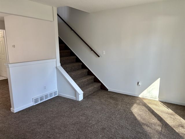 17312 Oak Street, Spring Lake, MI 49456