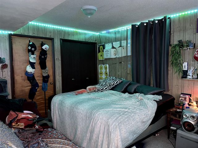 17312 Oak Street, Spring Lake, MI 49456