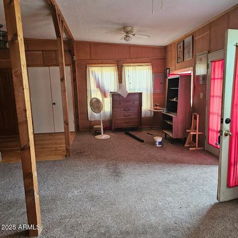 22855 W SUNSET Lane, Congress, AZ 85332