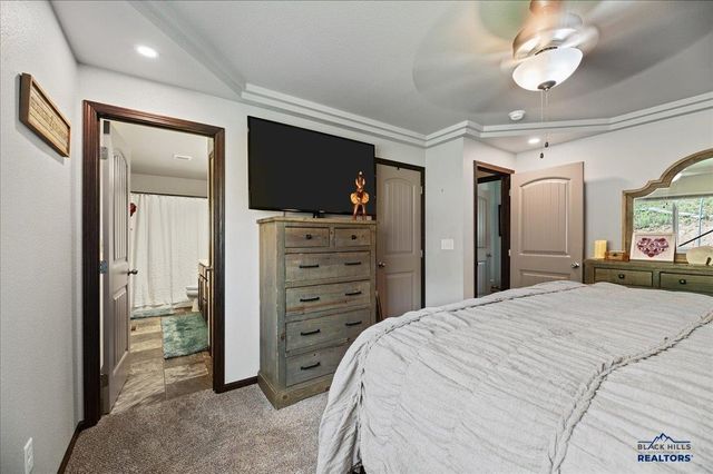 2659 MEADOWS DR, Sturgis, SD 57785