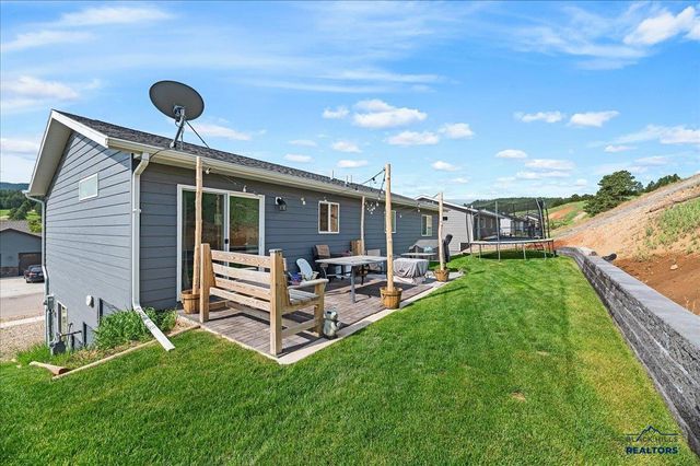 2659 MEADOWS DR, Sturgis, SD 57785