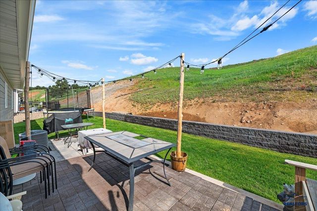 2659 MEADOWS DR, Sturgis, SD 57785