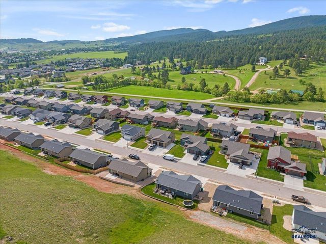 2659 MEADOWS DR, Sturgis, SD 57785