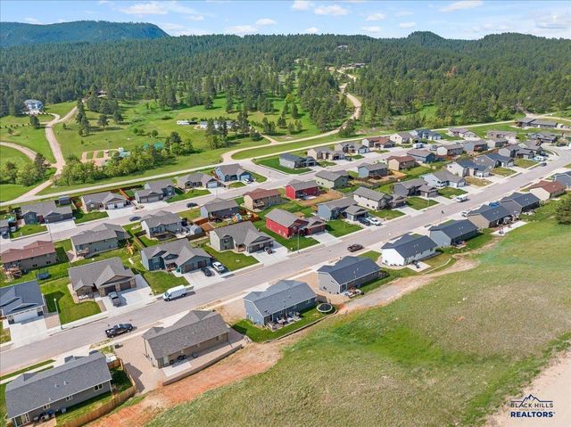 2659 MEADOWS DR, Sturgis, SD 57785