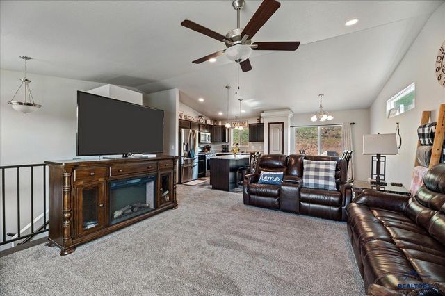 2659 MEADOWS DR, Sturgis, SD 57785