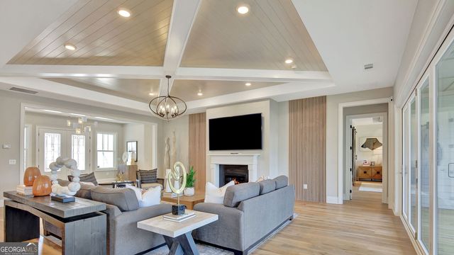 216 Cresswind Boulevard, Newnan, GA 30263