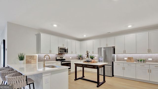 216 Cresswind Boulevard, Newnan, GA 30263