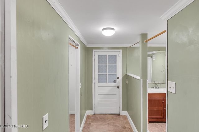 104 W Bayshore Boulevard, Jacksonville, NC 28540