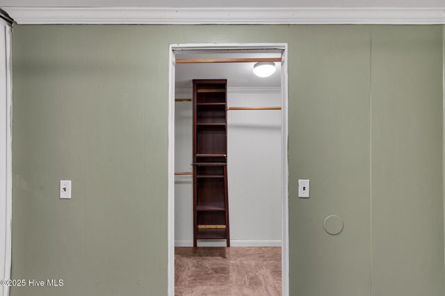 104 W Bayshore Boulevard, Jacksonville, NC 28540