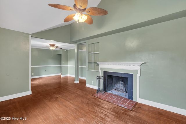 104 W Bayshore Boulevard, Jacksonville, NC 28540