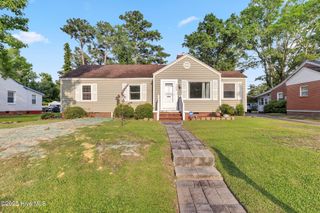 104 W Bayshore Boulevard, Jacksonville, NC 28540