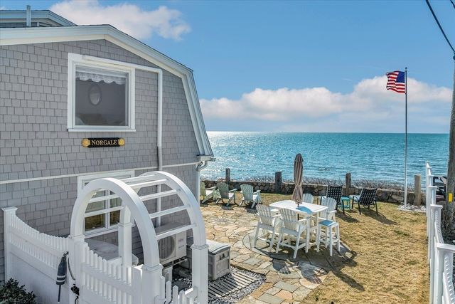 80 Oak St Ext, Dennis, MA 02639