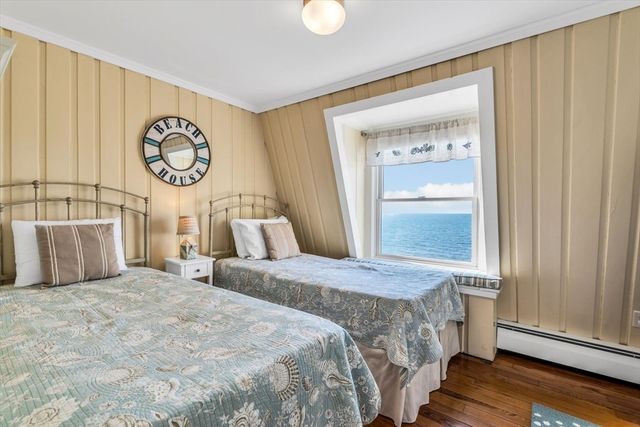80 Oak St Ext, Dennis, MA 02639