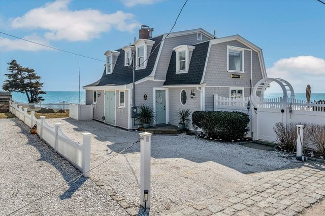 80 Oak St Ext, Dennis, MA 02639