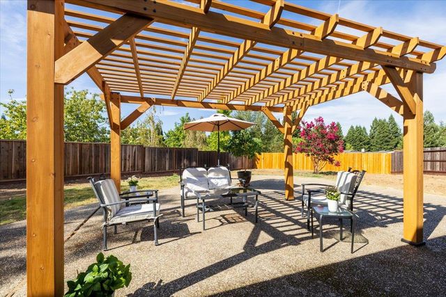2117 Carrillo Ct, Cameron Park, CA 95682