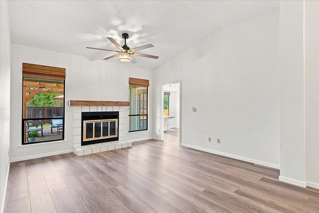 2117 Carrillo Ct, Cameron Park, CA 95682