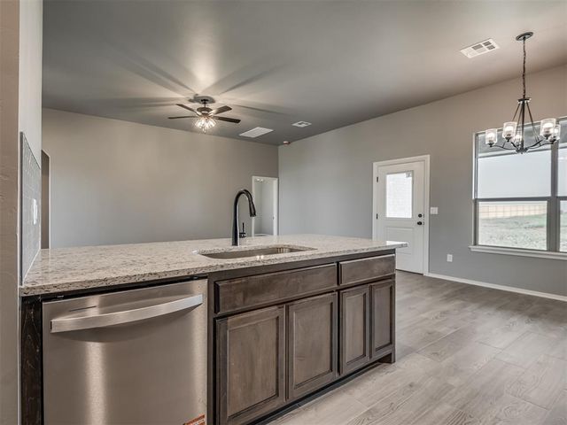 24953 Belmont Pass, Cashion, OK 73016