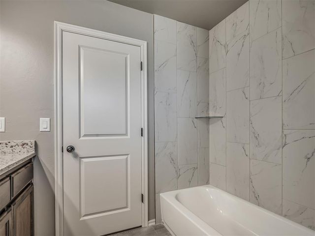 24953 Belmont Pass, Cashion, OK 73016