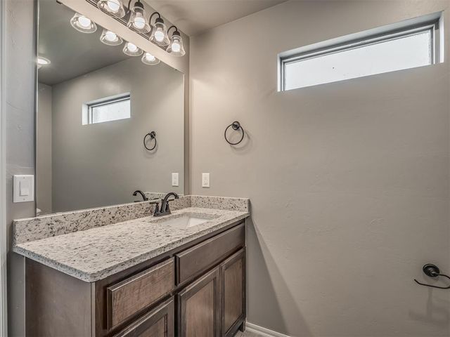 24953 Belmont Pass, Cashion, OK 73016