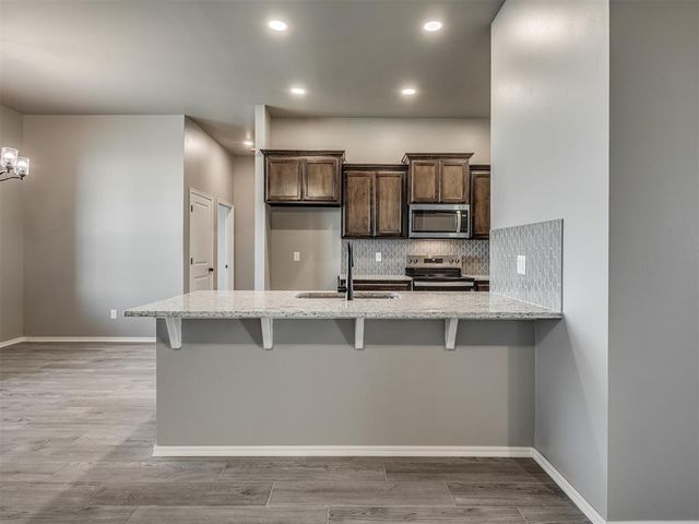 24953 Belmont Pass, Cashion, OK 73016
