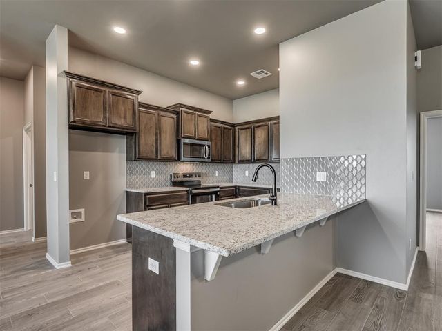 24953 Belmont Pass, Cashion, OK 73016