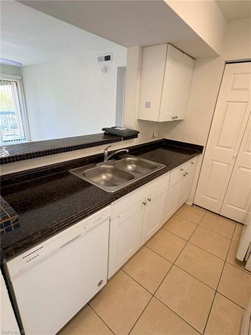 2905 Winkler AVE 718, Fort Myers, FL 33916