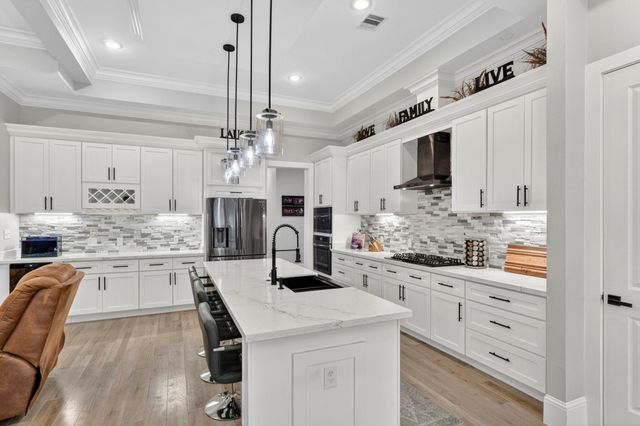 101 Bentwood Drive, Montgomery, TX 77356