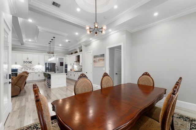 101 Bentwood Drive, Montgomery, TX 77356