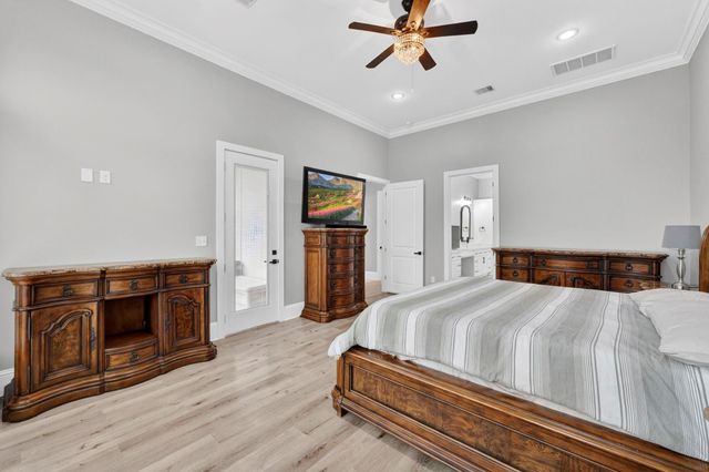101 Bentwood Drive, Montgomery, TX 77356
