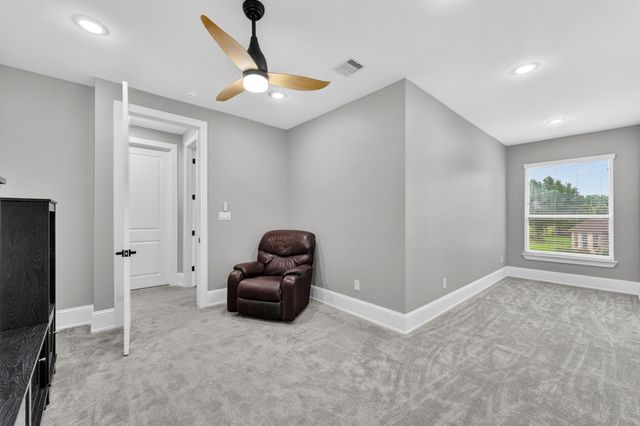 101 Bentwood Drive, Montgomery, TX 77356