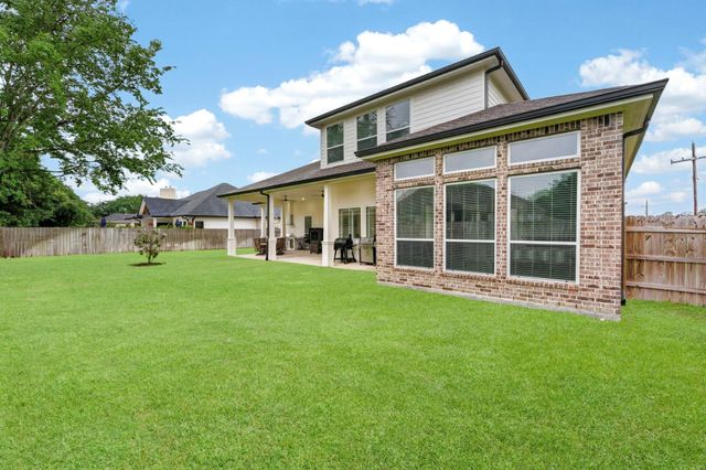 101 Bentwood Drive, Montgomery, TX 77356