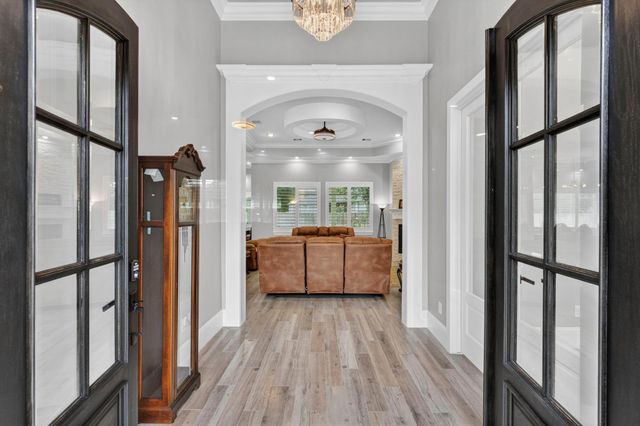 101 Bentwood Drive, Montgomery, TX 77356