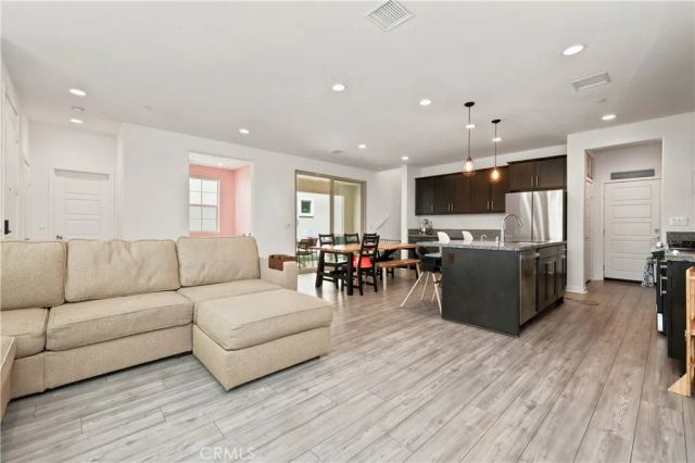 13895 Bell Way, Fontana, CA 92336