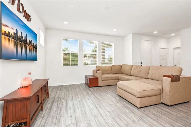 13895 Bell Way, Fontana, CA 92336