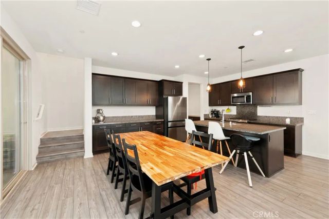 13895 Bell Way, Fontana, CA 92336