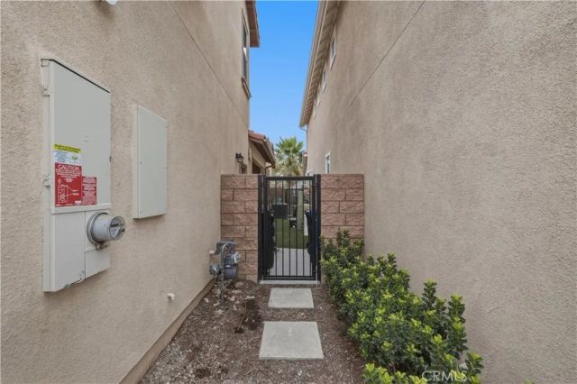 13895 Bell Way, Fontana, CA 92336