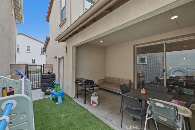 13895 Bell Way, Fontana, CA 92336