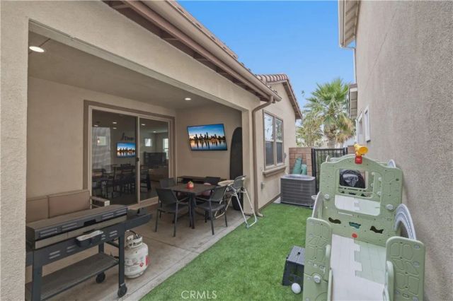 13895 Bell Way, Fontana, CA 92336
