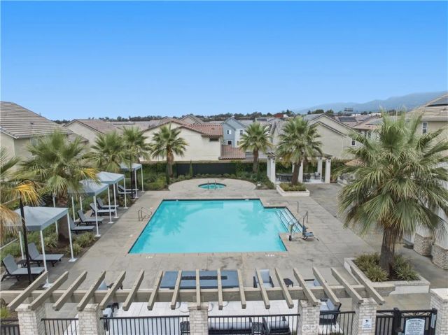 13895 Bell Way, Fontana, CA 92336
